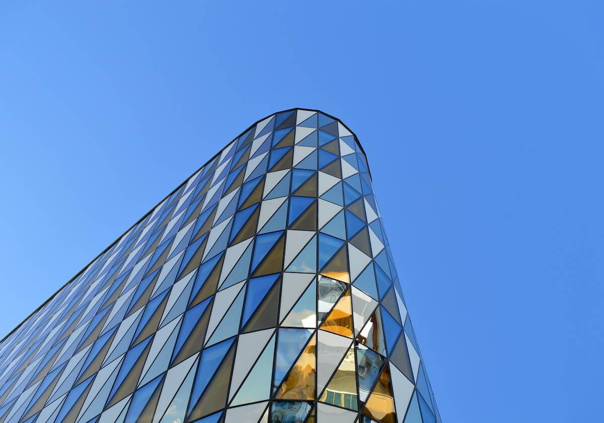 意甲媒体透露：莱奥回归了，今天完成了球队合练，他的肌肉并没有不适感