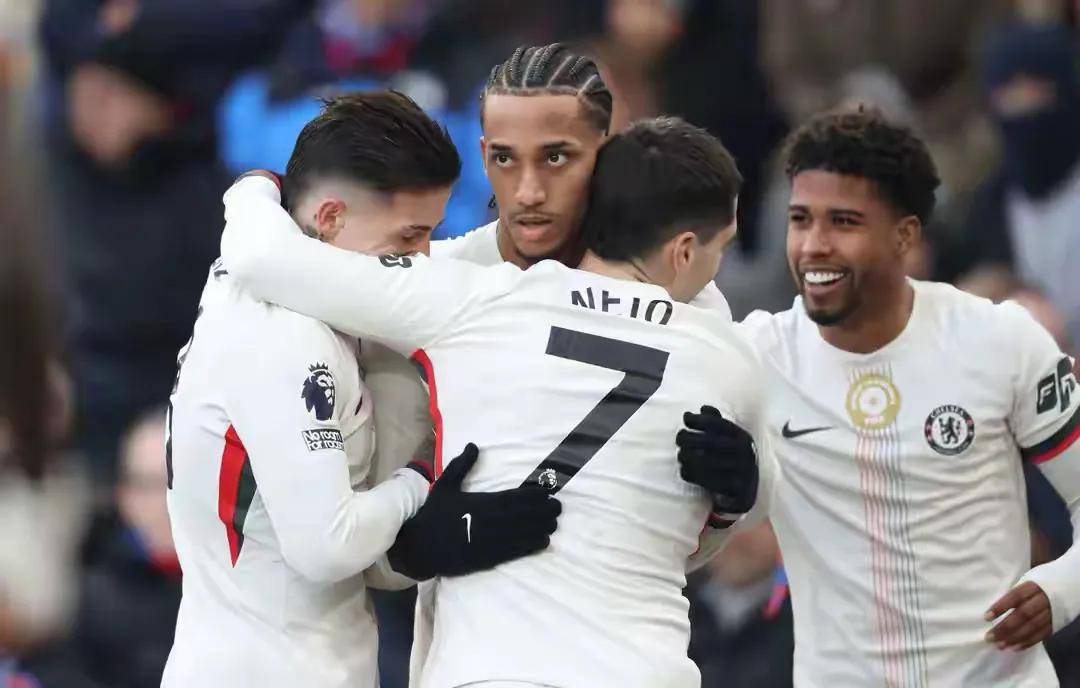 随着切尔西3-1,阿森纳2-3不敌曼联,维拉2-0纽卡 英超积分榜出炉